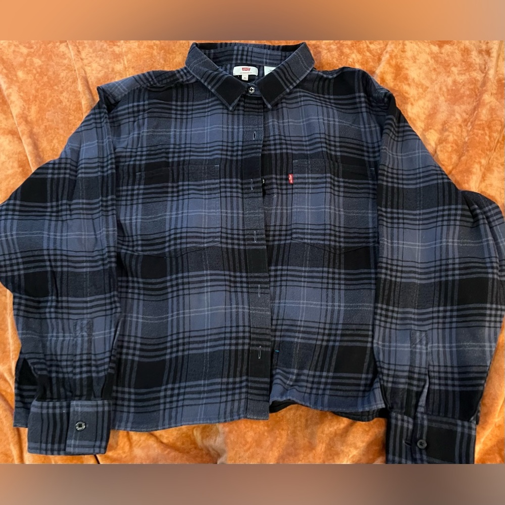 Levi's Women's Navy and Blue flannel [A-22]